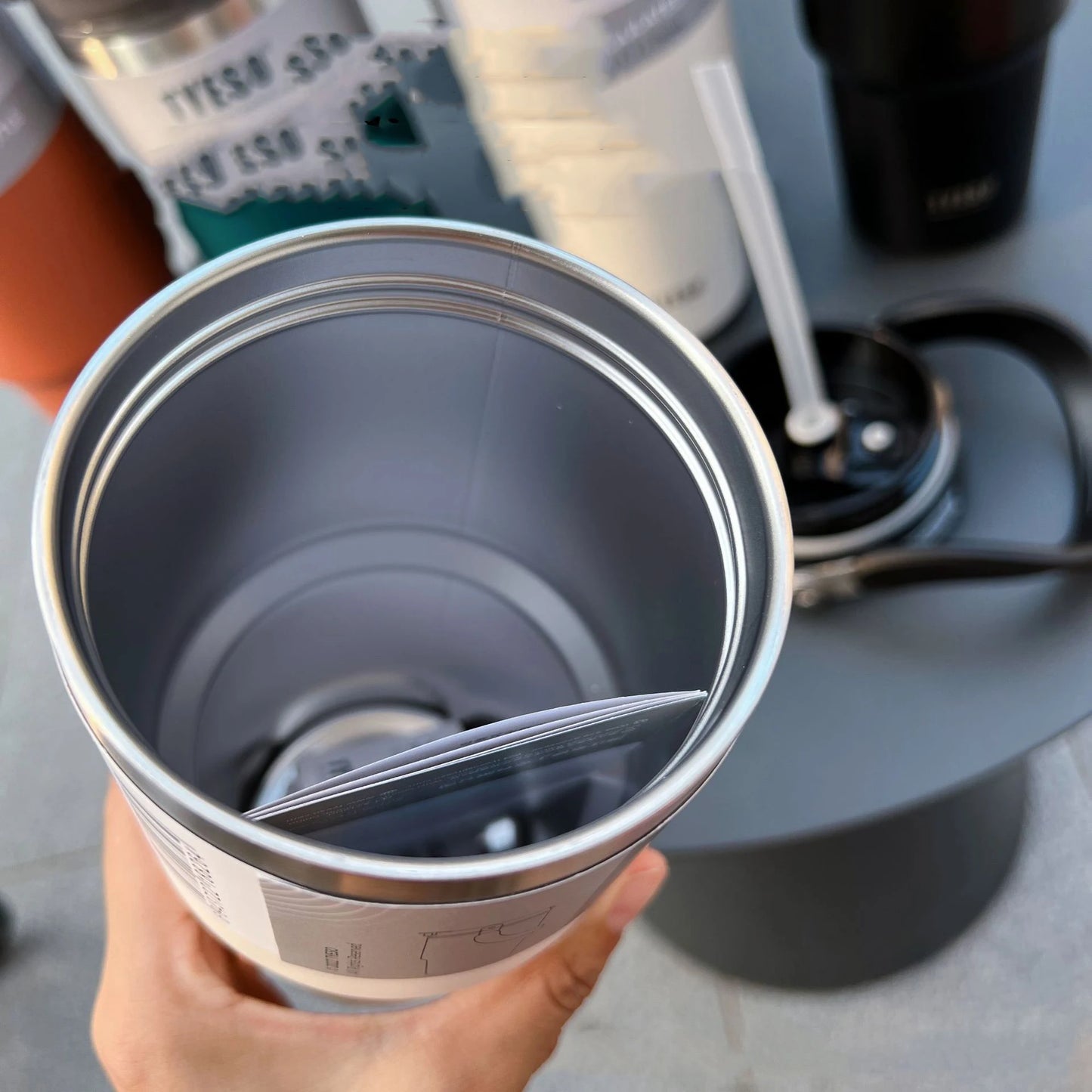 Caneca térmica de aço inoxidável Tyeso Coffee Cup com isolamento duplo para viagem fria e quente, garrafa térmica para carro