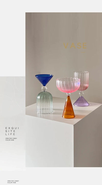 Taças de coquetel criativas em dois tons, verde, azul, âmbar, roxo, colorido, estilo ondulado, martini, mojito, champanhe, margarita, copos de taça