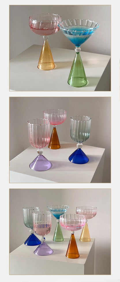 Taças de coquetel criativas em dois tons, verde, azul, âmbar, roxo, colorido, estilo ondulado, martini, mojito, champanhe, margarita, copos de taça