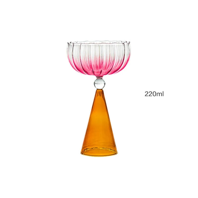 Taças de coquetel criativas em dois tons, verde, azul, âmbar, roxo, colorido, estilo ondulado, martini, mojito, champanhe, margarita, copos de taça