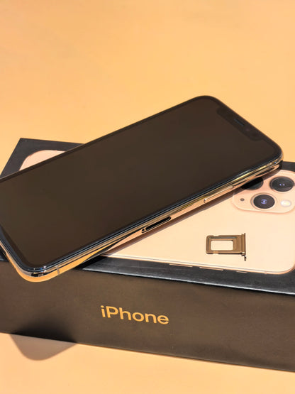 Smartphone Apple iPhone 11 Pro original LTE, celular usado, NFC 5,8" 64/256/512 GB, triplo, 12 MP, A13 Bionic, 4K HDR
